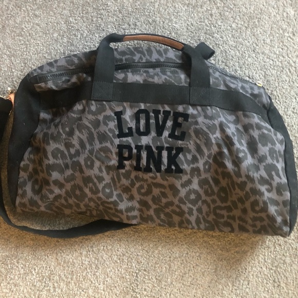 vs pink Y2K black leopard ๐ print duffle bag rhtf! - Picture 1 of 4